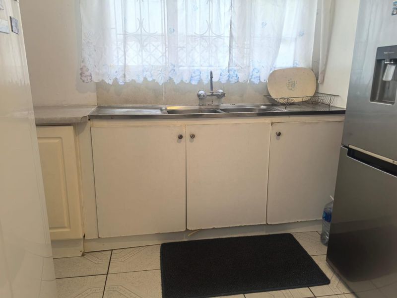 Comfortable 3-Bedroom Home in Sought-After Shallcross - Photo 9
