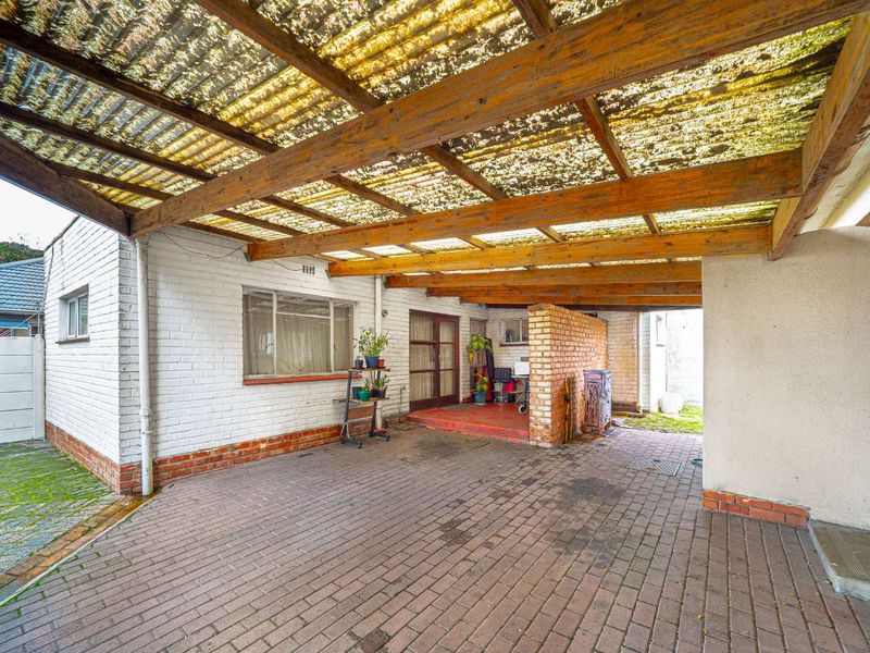 PENLYN ESTATE,4BEDS ,2 BATHS,7 CARS - Photo 6