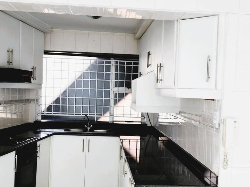 South Beach Apartment  - Lock up and go!! - Photo 4