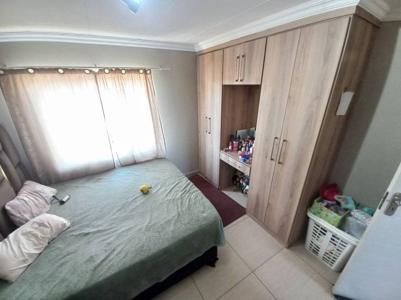 Spacious Living and Peace of Mind in Grand West Estate! - Photo 5