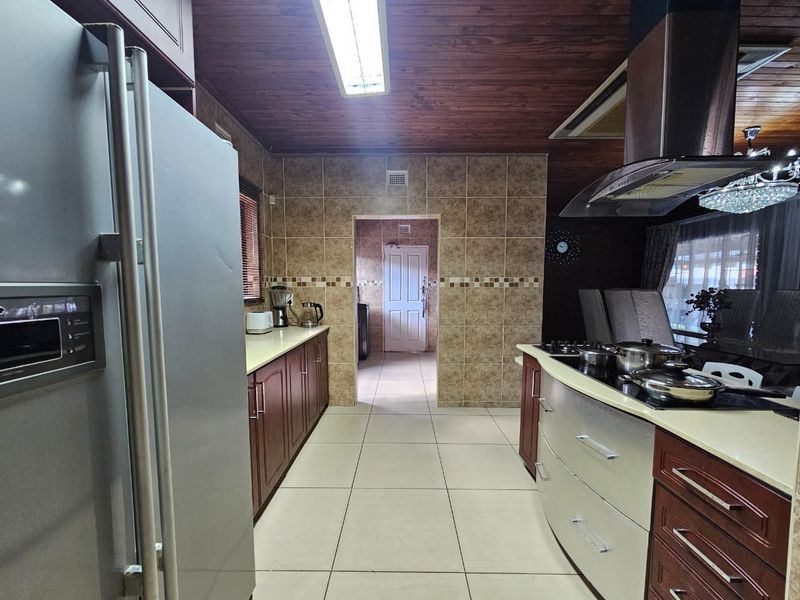 Spacious 3-Bedroom Home in Veld En Vlei, Richards Bay - Photo 9