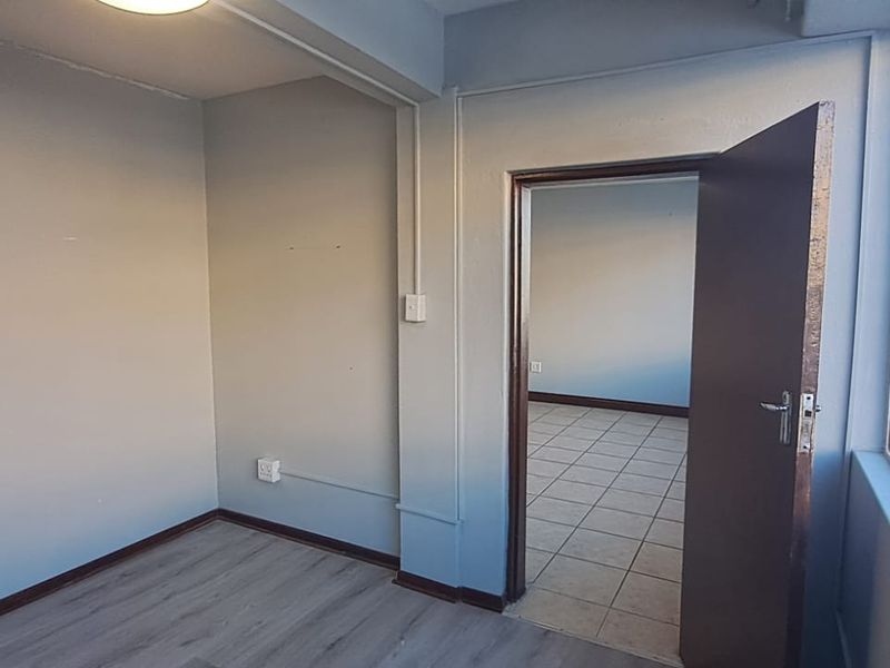 3 Bedroom Unit To Rent - Photo 4