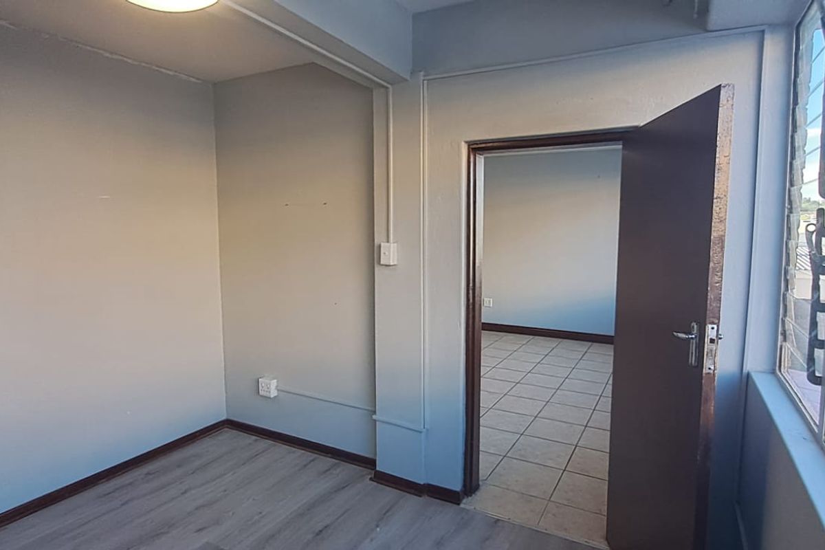 3 Bedroom Unit To Rent - Photo 4