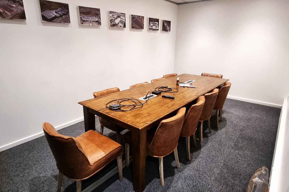 Beautiful First Floor Office in Steenberg Office Park - Photo 5