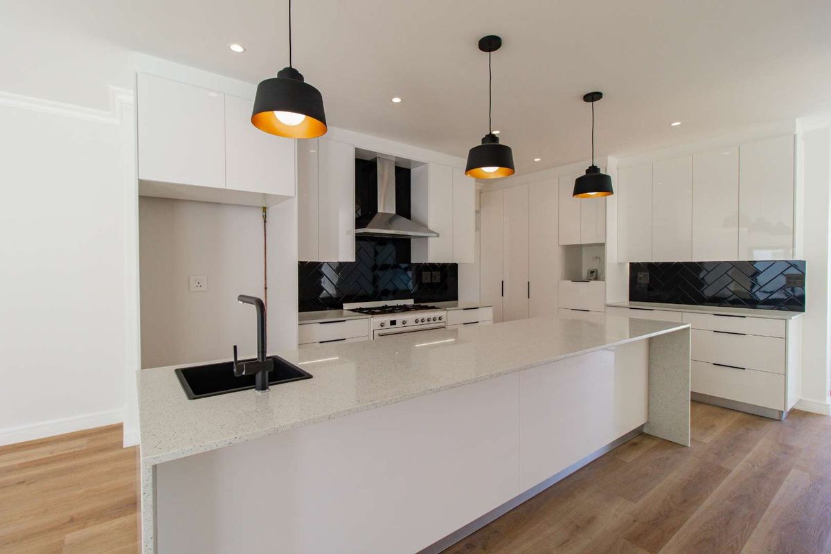 Brand New Double-Storey Home in Sought-After Sandown  No Transfer Duty - Photo 4