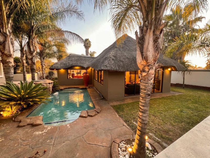 Stunning Four Bedroom Home in Excellent Estate, The Ultimate in Lifestyle Living - Photo 3