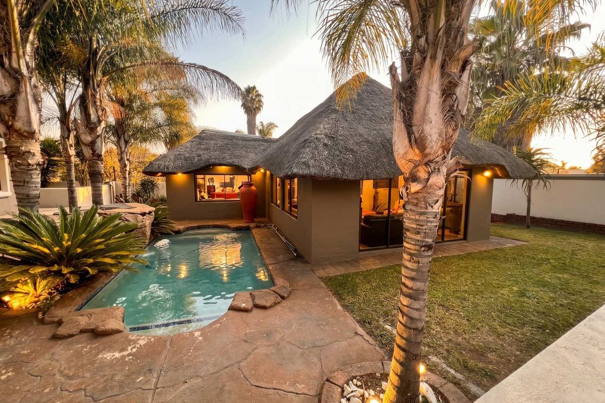 Stunning Four Bedroom Home in Excellent Estate, The Ultimate in Lifestyle Living - Photo 3