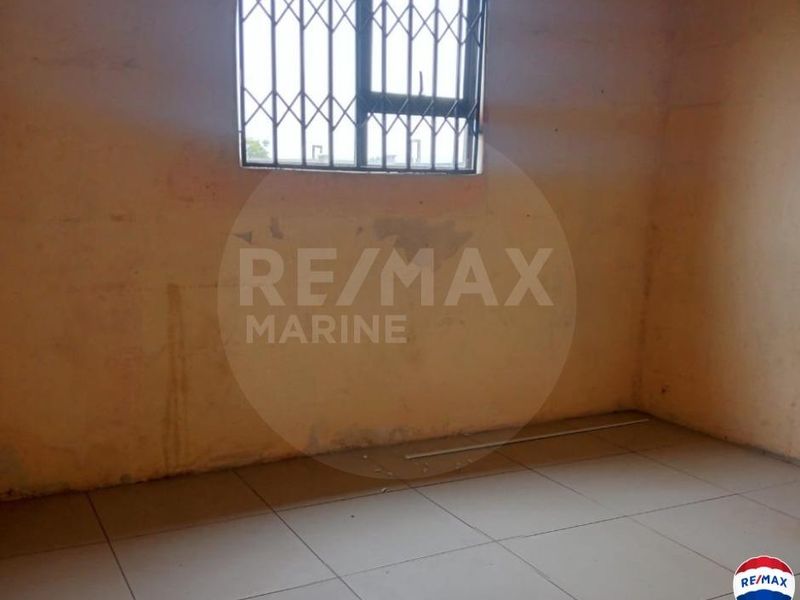 Charming 3-Bedroom Home for Sale in Esikhawini – Pet Friendly and Full of Potential! - Photo 5
