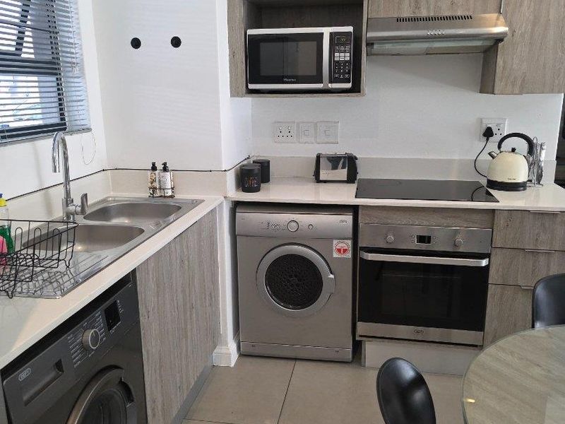 SOPHISTICATED FULLY FURNISHED 1 BED GROUND FLOOR APARTMENT IN MORNINGSIDE - Photo 9