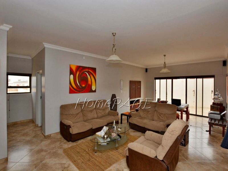 Ext 4 (South Dune), Henties Bay:  Beautiful unit in Sarah's Place is for sale - Photo 5