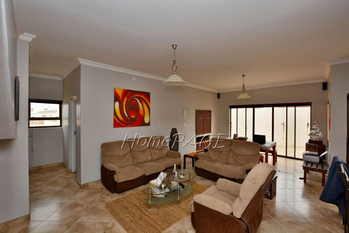 Ext 4 (South Dune), Henties Bay:  Beautiful unit in Sarah's Place is for sale - Photo 5