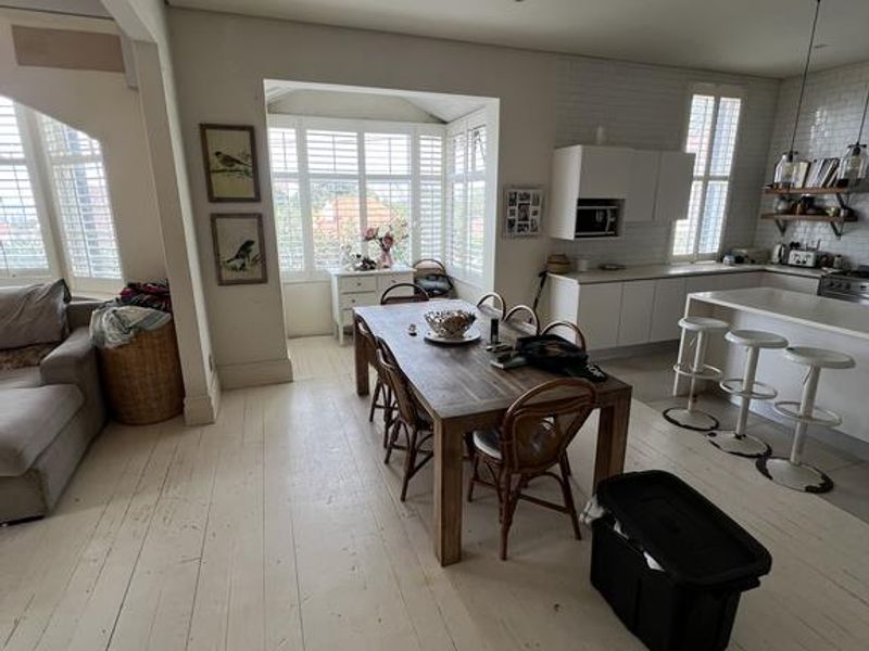 SPACIOUS 3-BEDROOM HOME WITH GRANNY FLAT & POOL - Photo 8