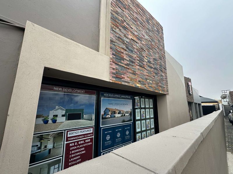 Commercial Retail Shop & Offices - TO LET in Swakopmund - Photo 10