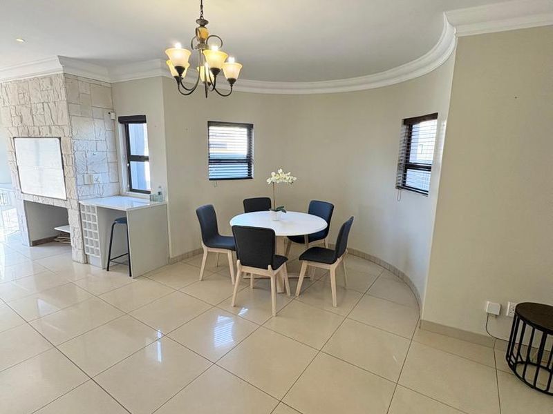 Furnished 3x Bedrooms House To Rent in Long Beach - Photo 4