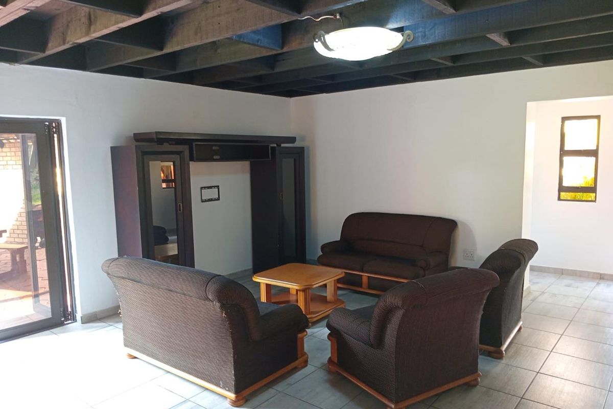 Fully Furnished 3-Bedroom Contractor’s Dream Stay – Just Bring Your Bags! - Photo 5