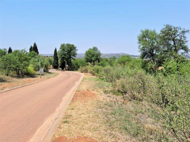 858m2 Vacant Land in Estate D'Afrique - Photo 5