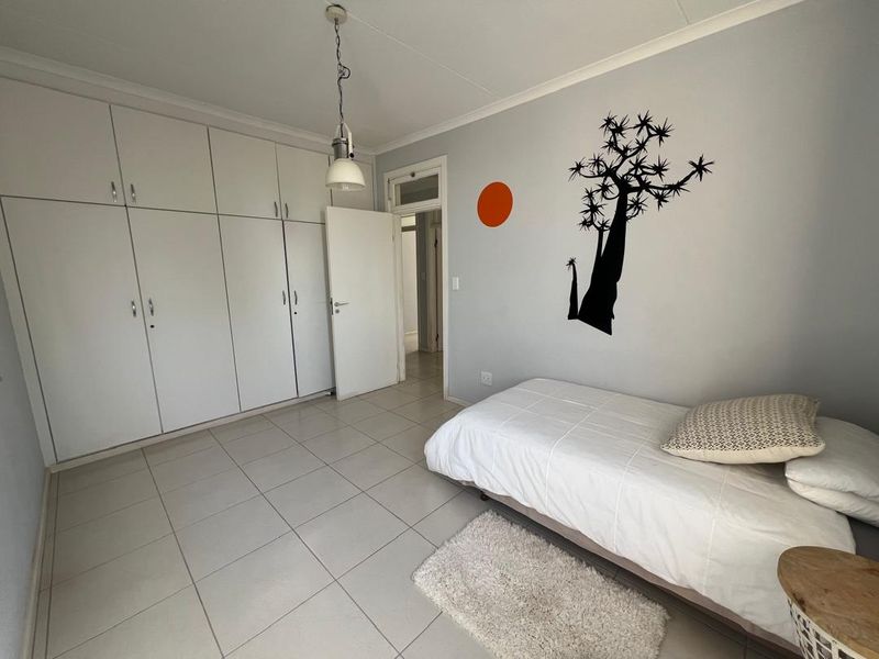 FOR SALE - EXCEPTIONAL 4 BEDROOM PENTHOUSE IN CENTRAL SWAKOPMUND, NAMIBIA - Photo 8