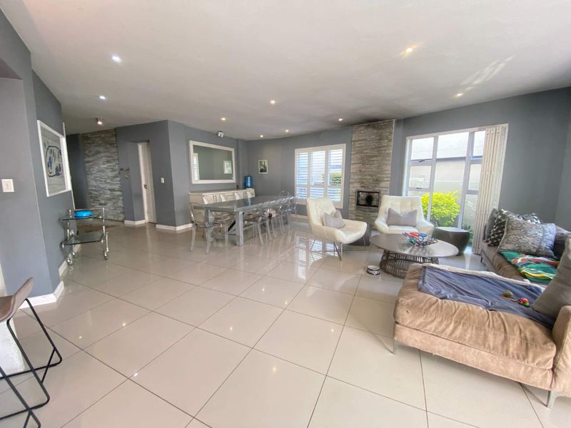 Exclusive Full Title Cluster Living in the Heart of Sandown - Photo 5