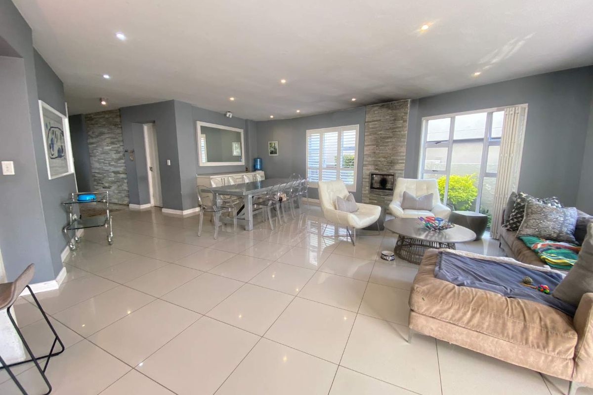 Exclusive Full Title Cluster Living in the Heart of Sandown - Photo 5