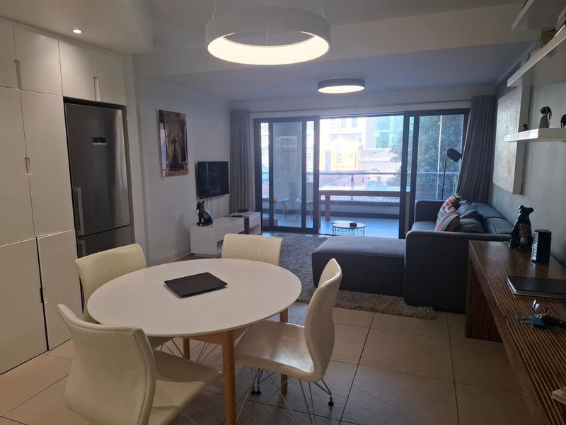 Stylishly furnished 2 bedroom apartment - Photo 6