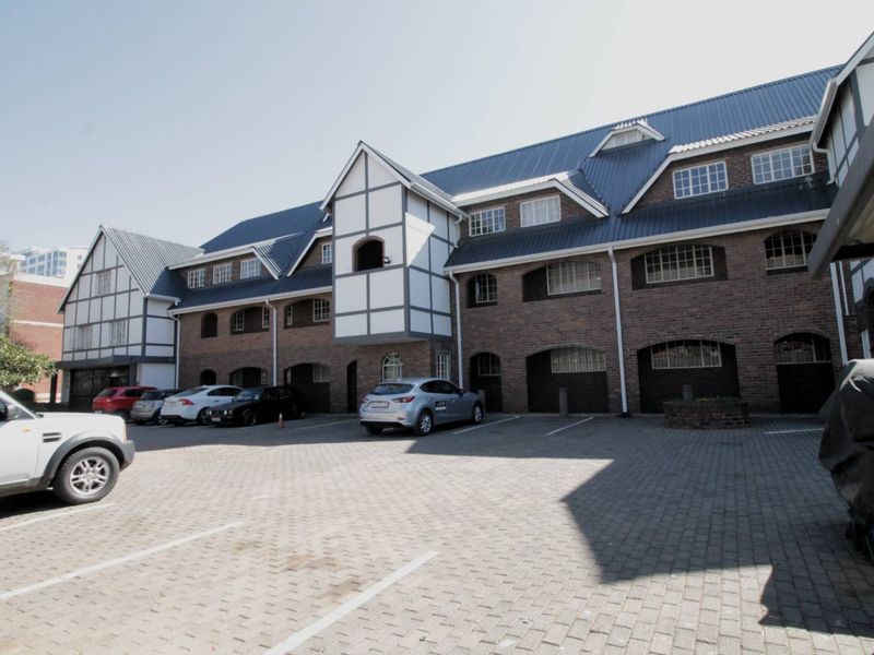 Elegant Two Bedroom Apartment in Secure Complex - Photo 2