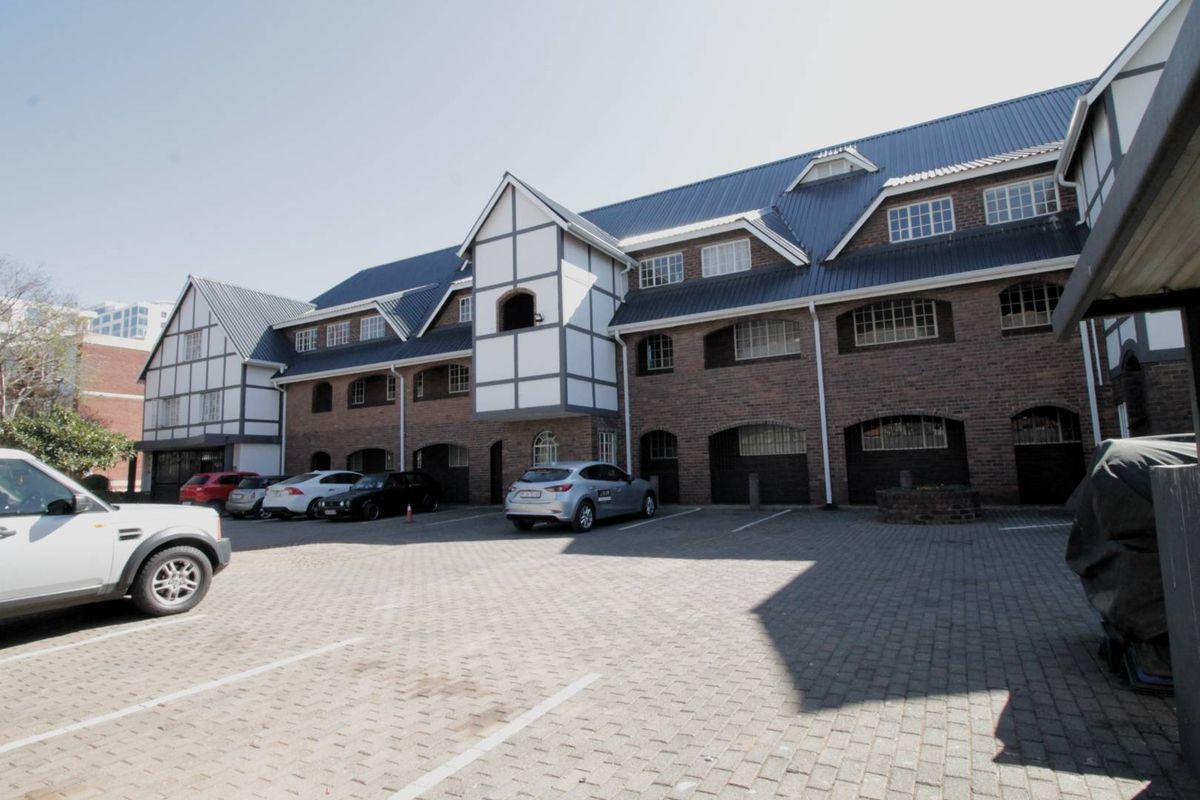 Elegant Two Bedroom Apartment in Secure Complex - Photo 2