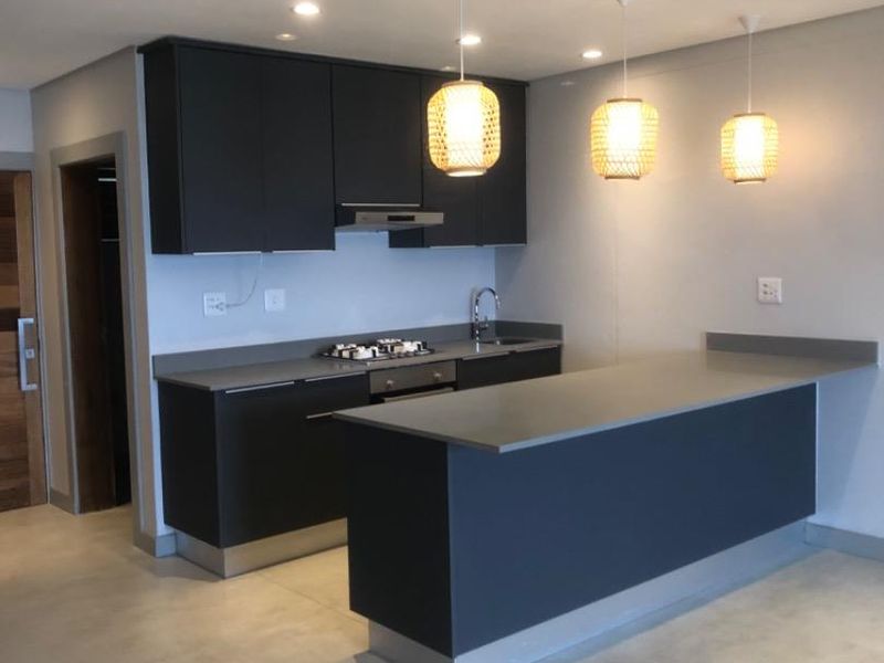 Luxury Living - Photo 3