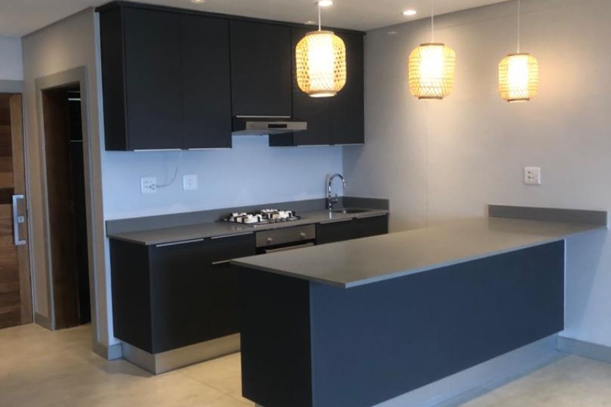 Luxury Living - Photo 3