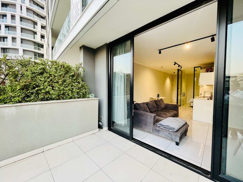 Luxurious one bedroom apartment for sale at Ellipse Waterfall - Photo 1