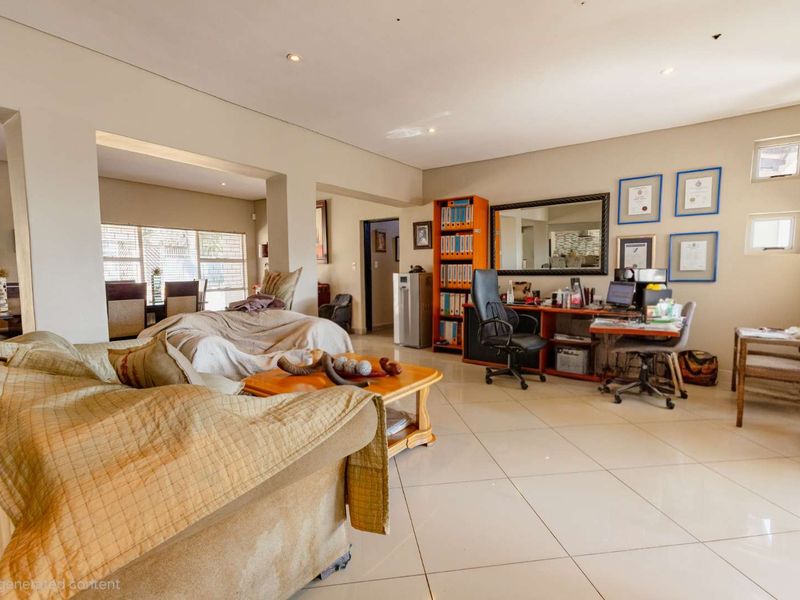 Exceptional Investment Estate with Multiple Income Streams - Photo 5