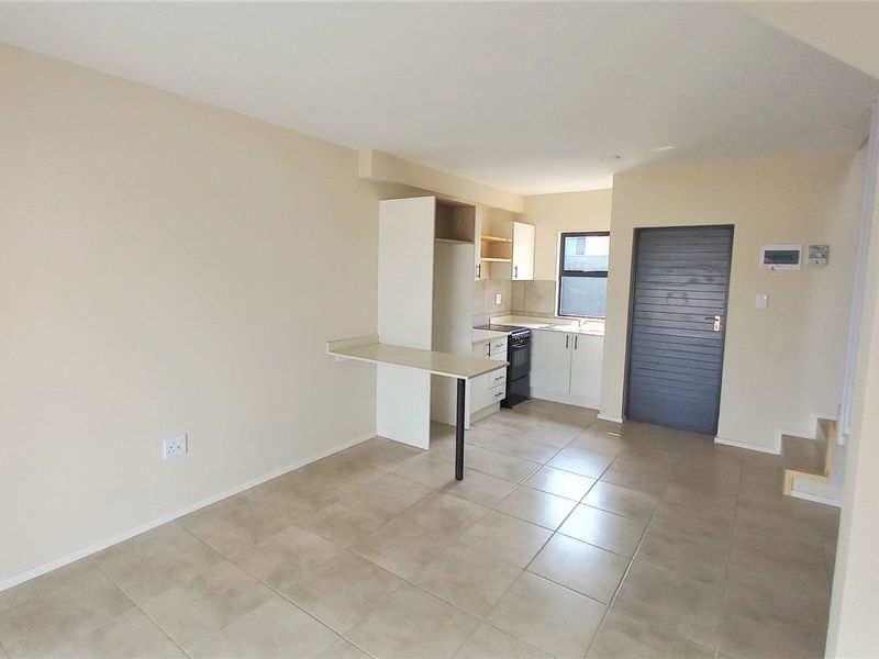 FOR RENT  |  Hillcrest  |  Kings Gate Estate  |  2 Bedroom Duplex - Photo 7