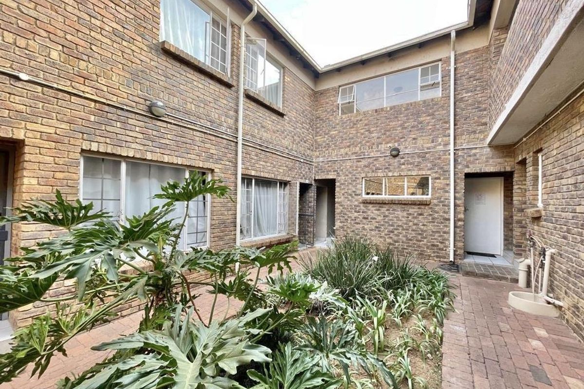 Attractive location - Photo 2