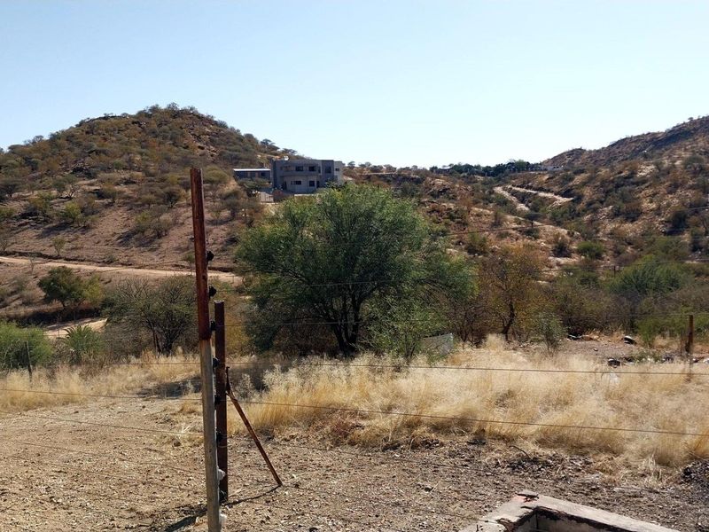 Paradise Awaits: 36.2-Hectare Plot in Brakwater - Photo 9