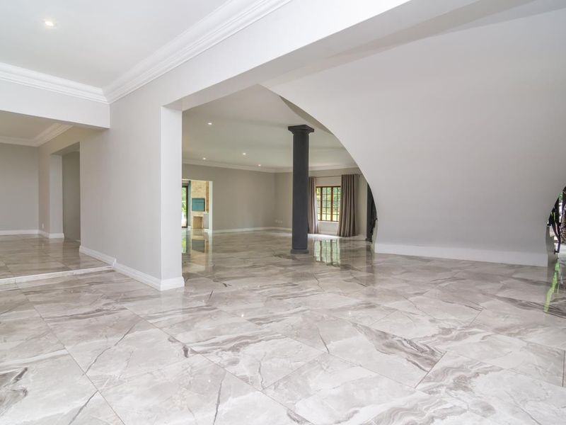 Step Into Luxury Living - Photo 6