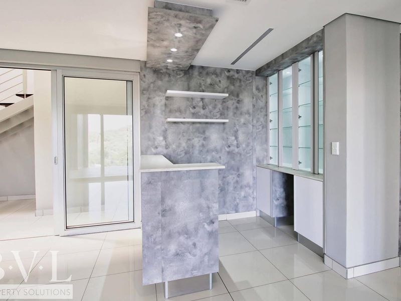8-Bedroom Exclusive Residence for Sale in Ludwigsdorf - Photo 2