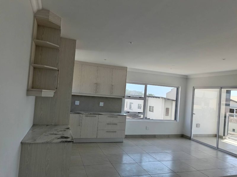 4 Bedroom Modern Coastal Home for Sale – Swakopmund - Photo 8