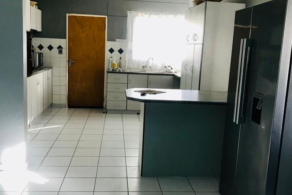 Beautiful 3 Bedroom house for sale in Ongwediva - Photo 3