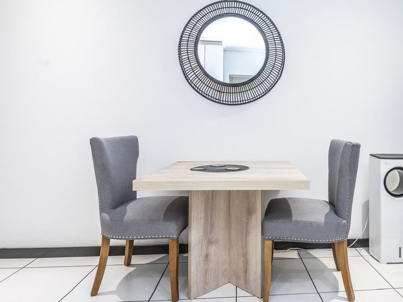 Fully Furnished 1 Bedroom For Rental in Lonehill - Photo 7