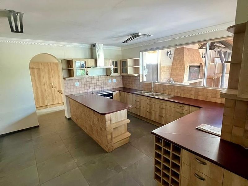 Eros- For Sale- N$5 200 000 - Photo 4