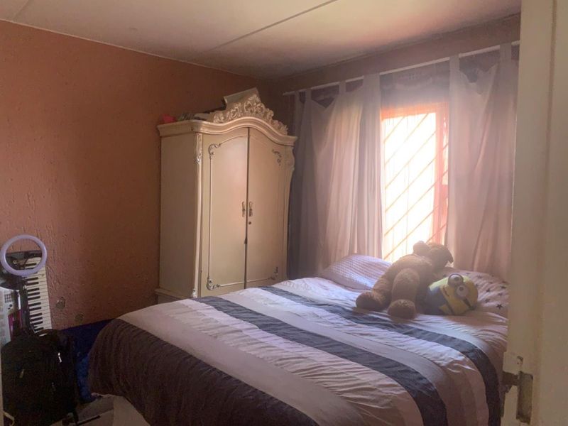 2 bedroom apartment for sale - Photo 2