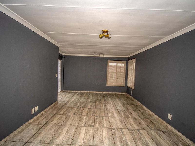 3 Bedroom Meyersig family home for sale! - Photo 8
