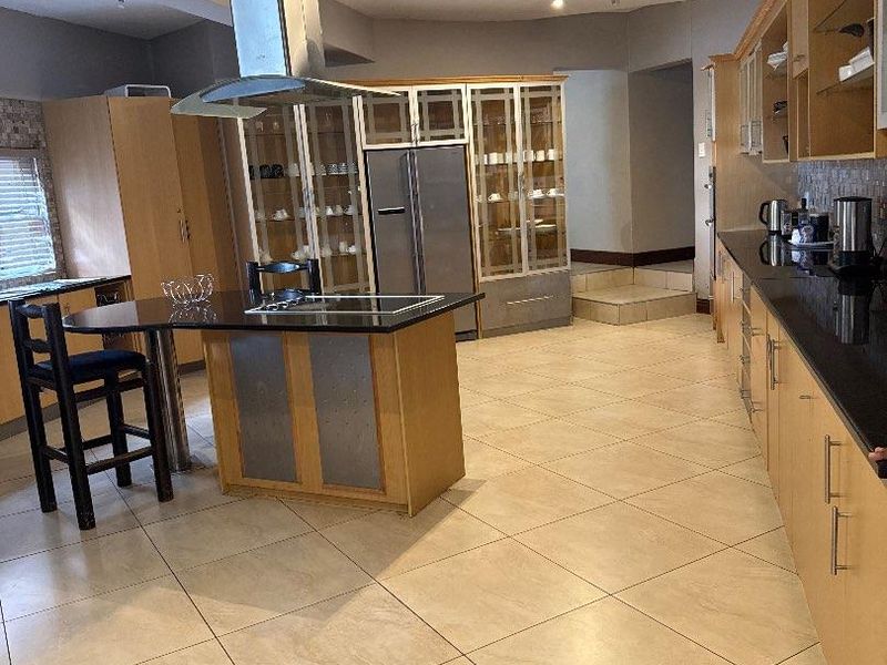 FOR SALE - 5 BEDROOM HOUSE - AUASBLICK - Photo 5