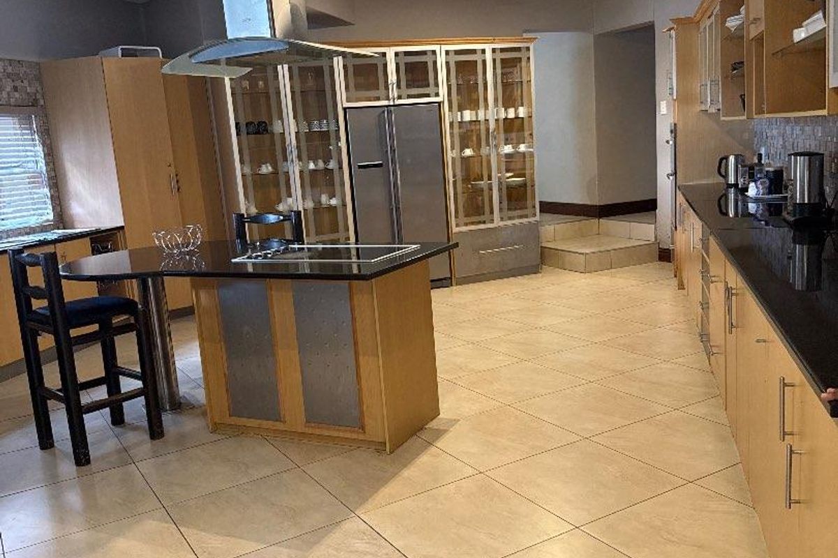 FOR SALE - 5 BEDROOM HOUSE - AUASBLICK - Photo 5