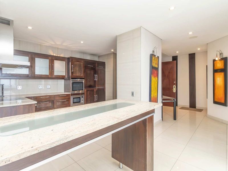 Experience Unparalleled Luxury Living in the Michaelangelo Towers - Photo 8