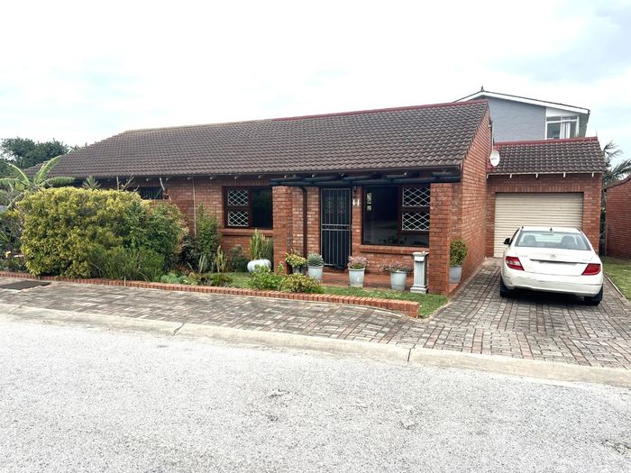 Property #2566623, Townhouse For Sale in Westering