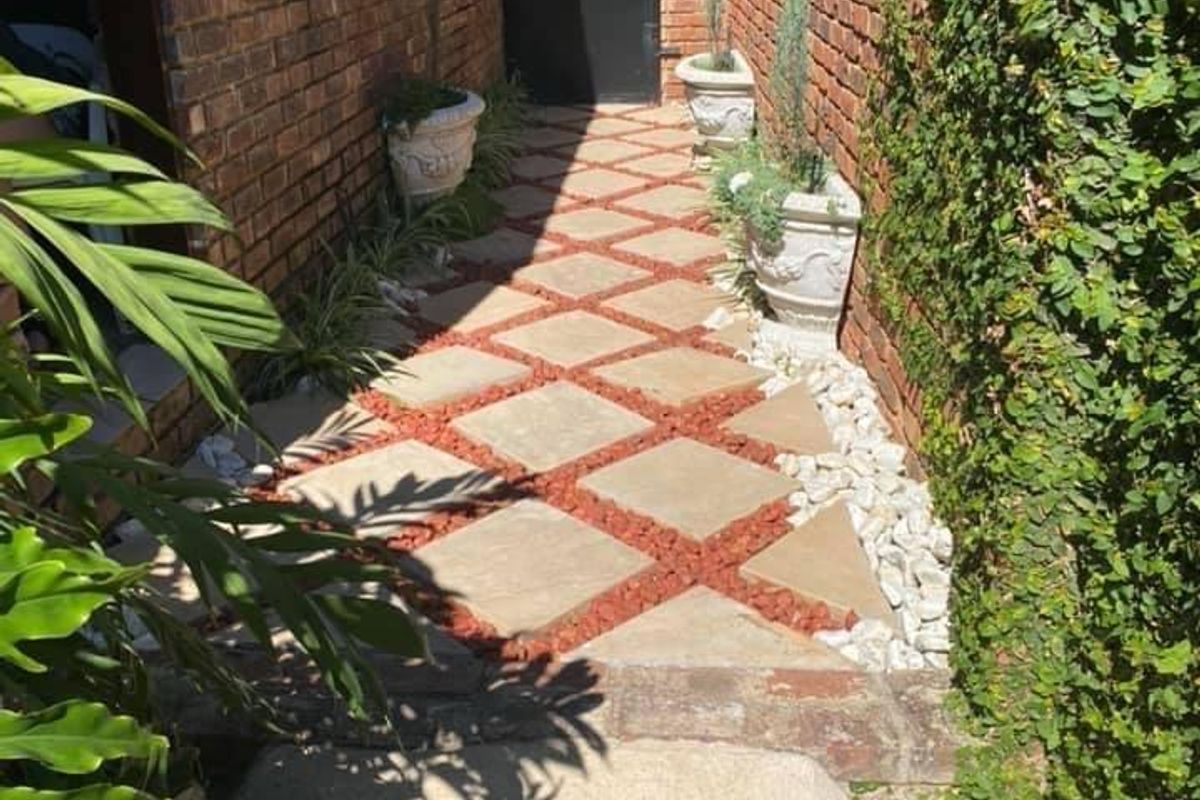 1 Bedroom lock up and go Apartment - Photo 4