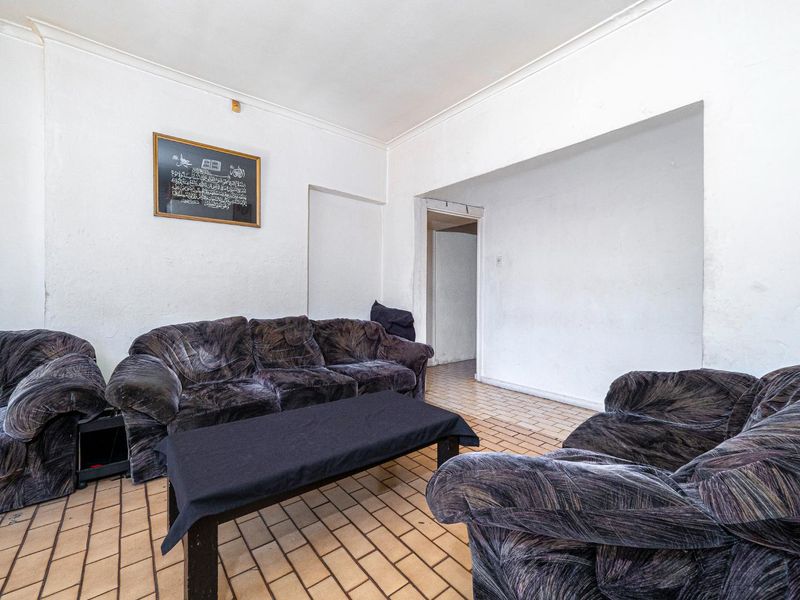 Investment Opportunity in Sought-After Nerissa Estate – Exceptional Income Potential - Photo 7