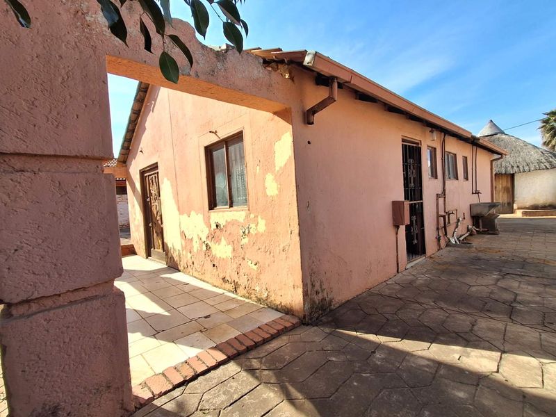 Three bedrooms house for sale in Lotus Gardens - Photo 4
