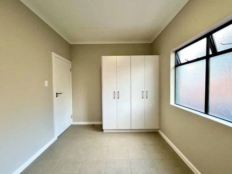 Brand New First Floor Apartment with Scenic Views! - Photo 9