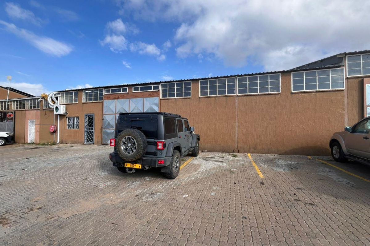 Warehouse To Let - Photo 3